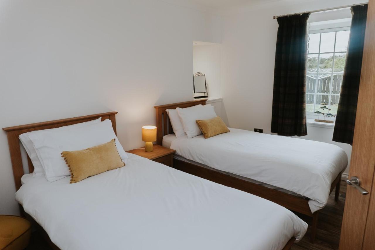 Fisherman'S Cottage Vatisker ภายนอก รูปภาพ